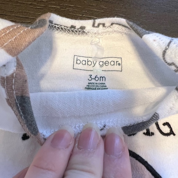 Elephant ‘Dream Big Little One” Onesie & Matching Pants - Picture 4 of 4